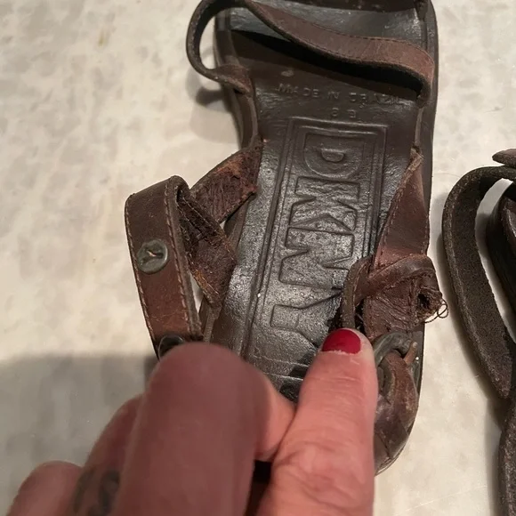 Dkny sandals - Picture 14 of 14